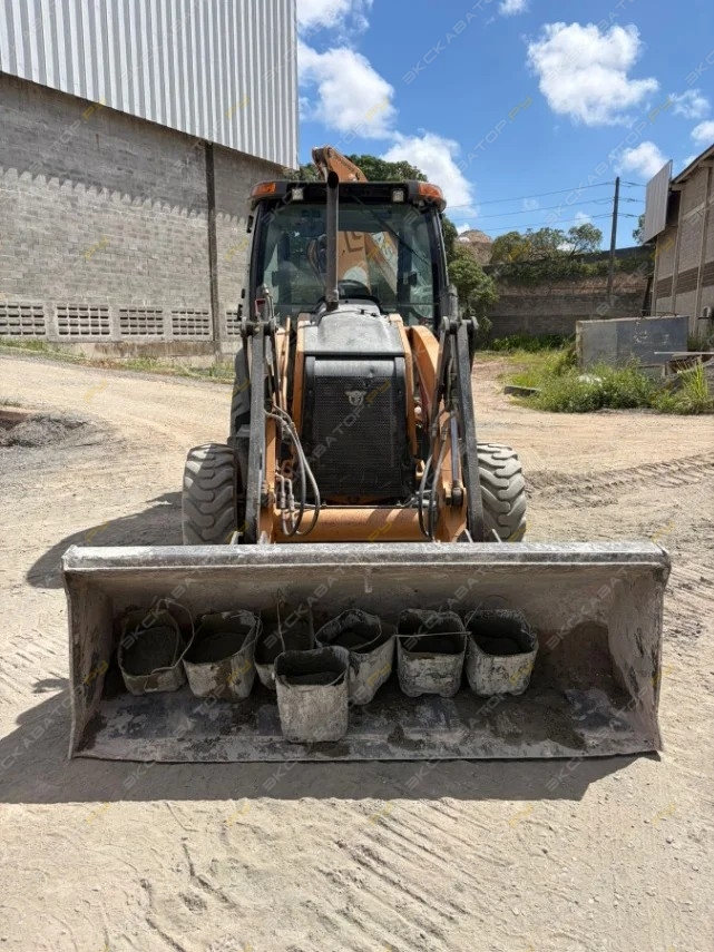 Case 580 N [3]