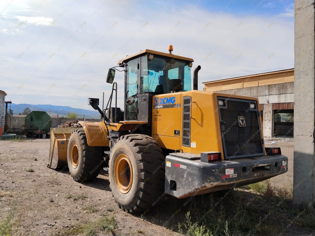 XCMG LW500FN [2]