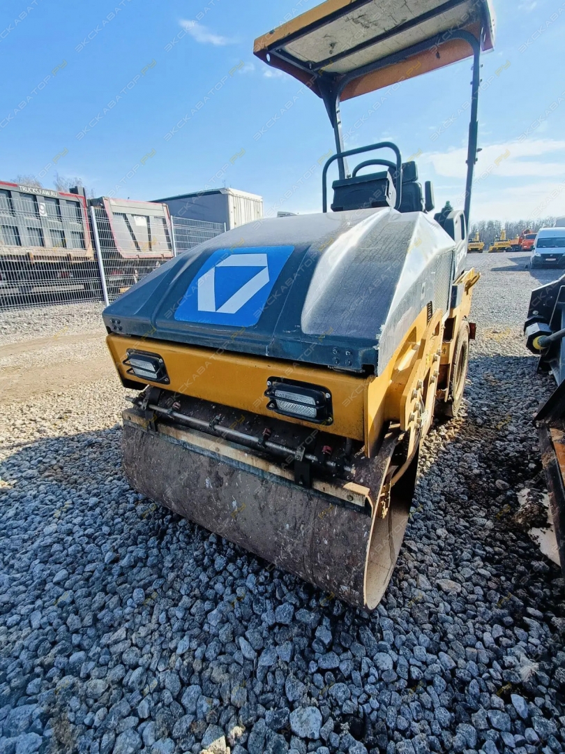 XCMG XMR403VT [1]