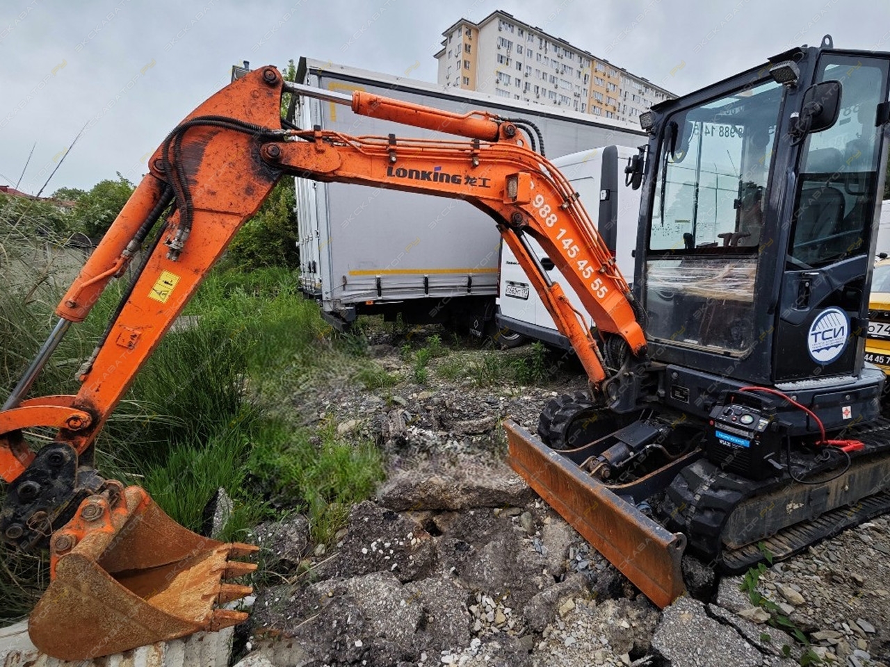 Lonking CDM6025 [1]