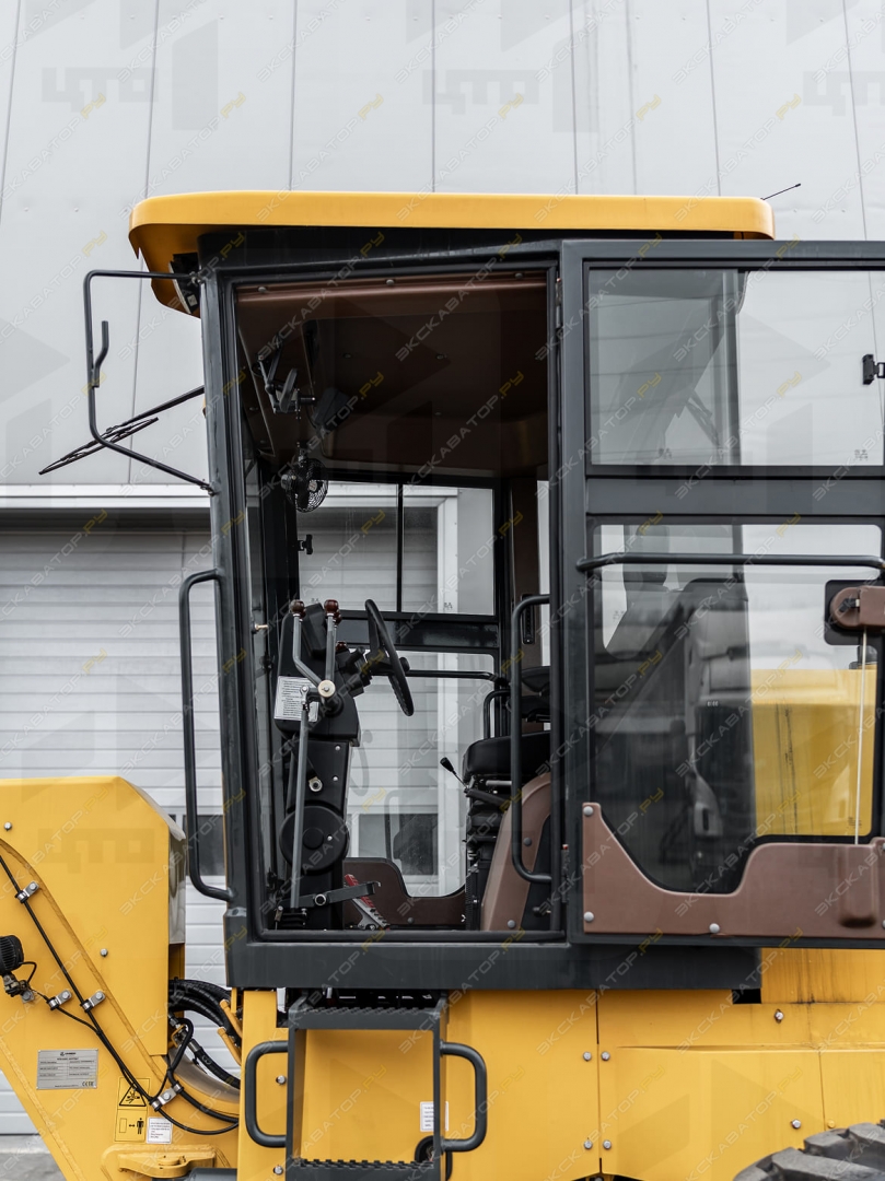 Zauberg GR-240C [10]