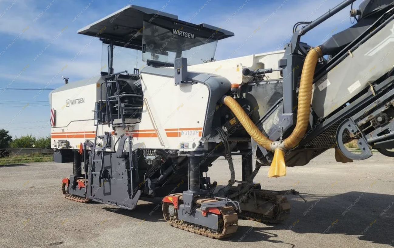 Wirtgen W 200 F [6]