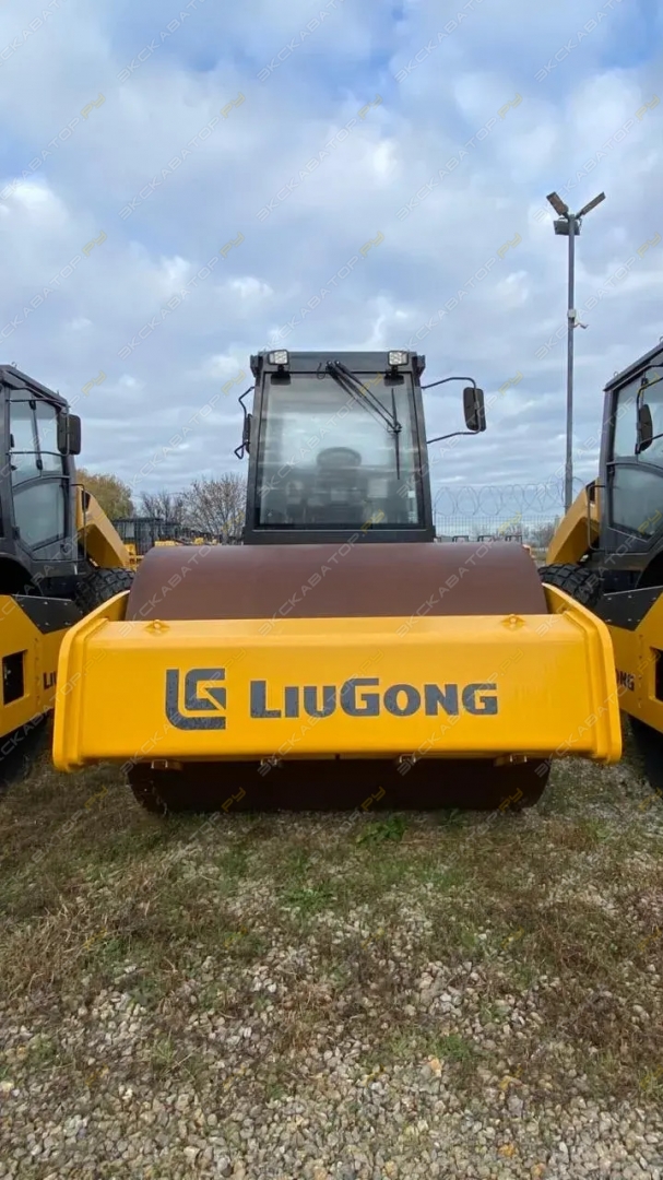 LiuGong CLG6614E [3]