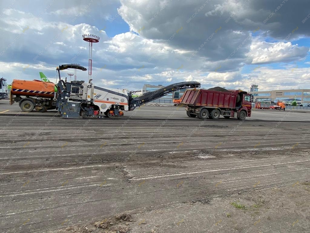 Wirtgen W 130 CFi [1]