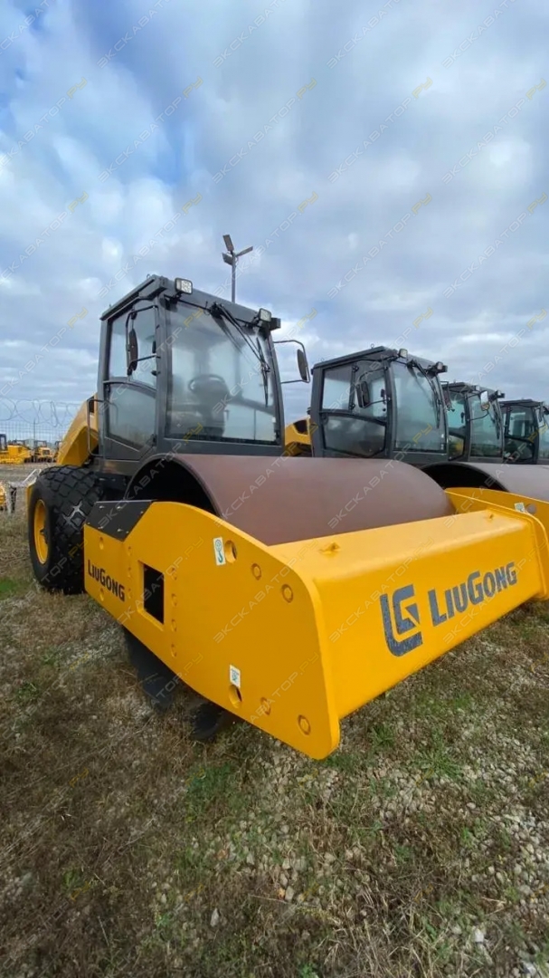 LiuGong CLG6614E [4]