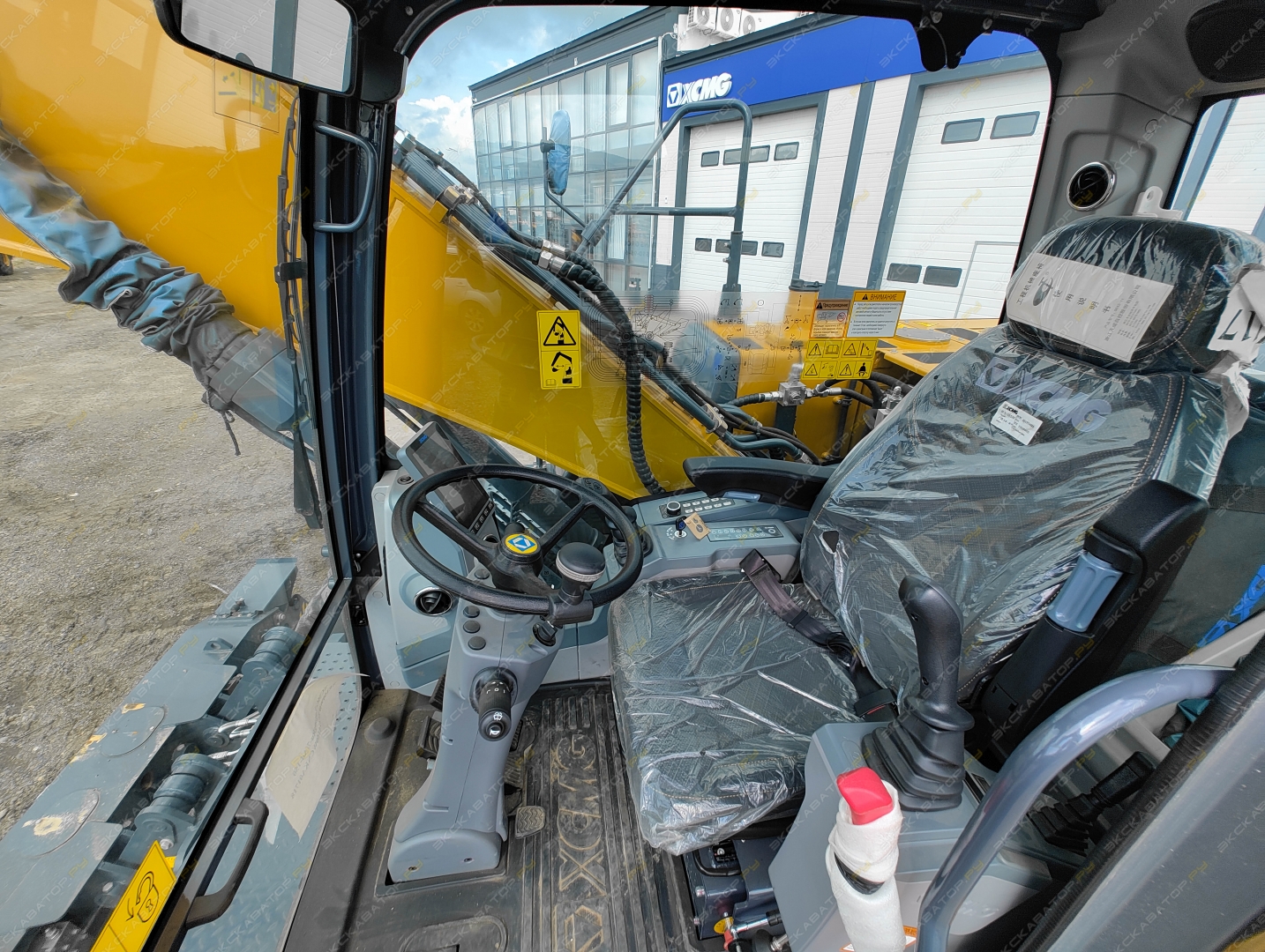 XCMG XE150WD [7]