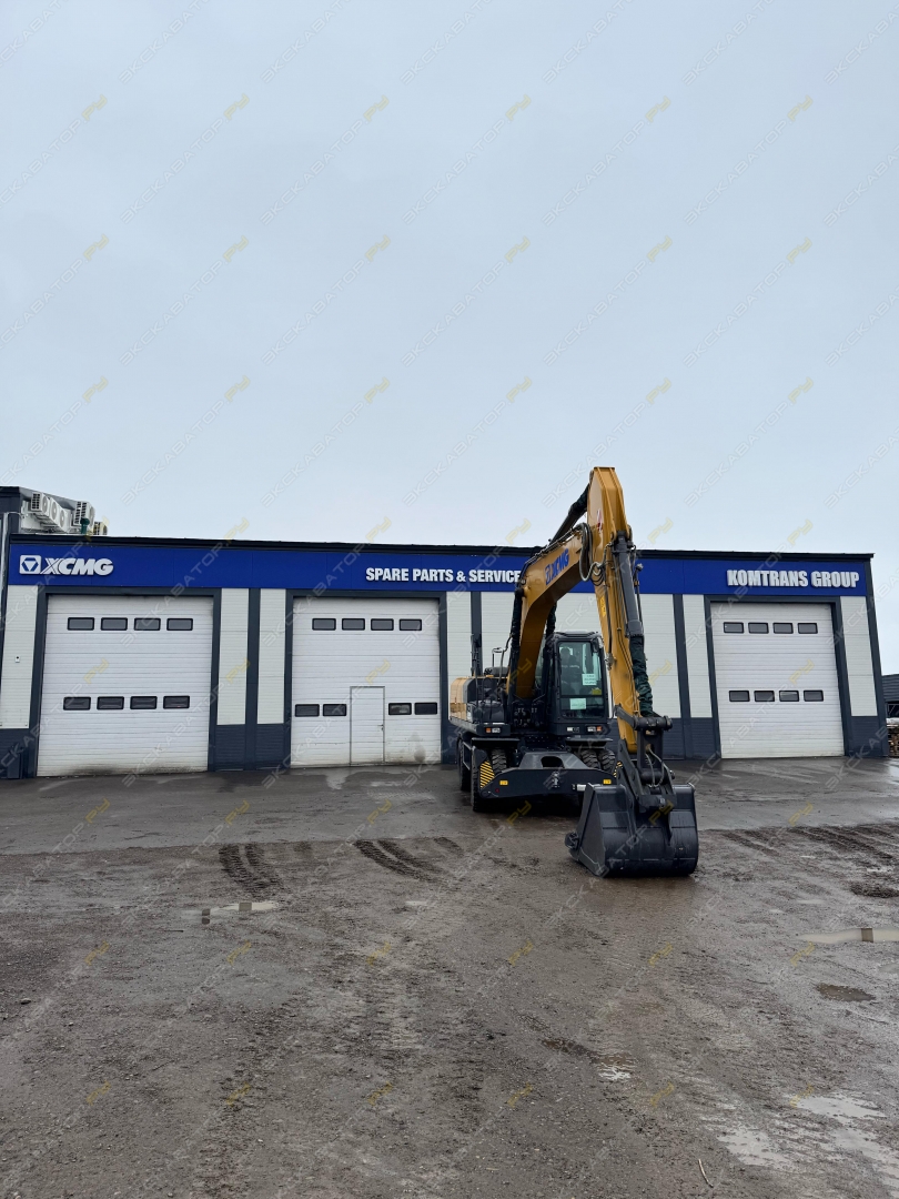 XCMG XE210WD [4]