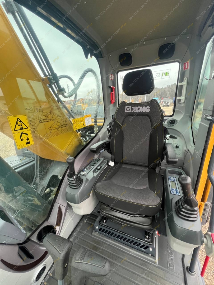 XCMG XE225DN [7]