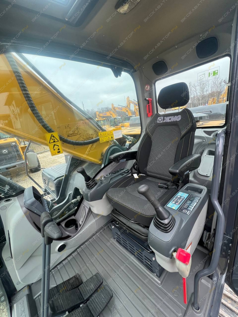 XCMG XE335C [6]