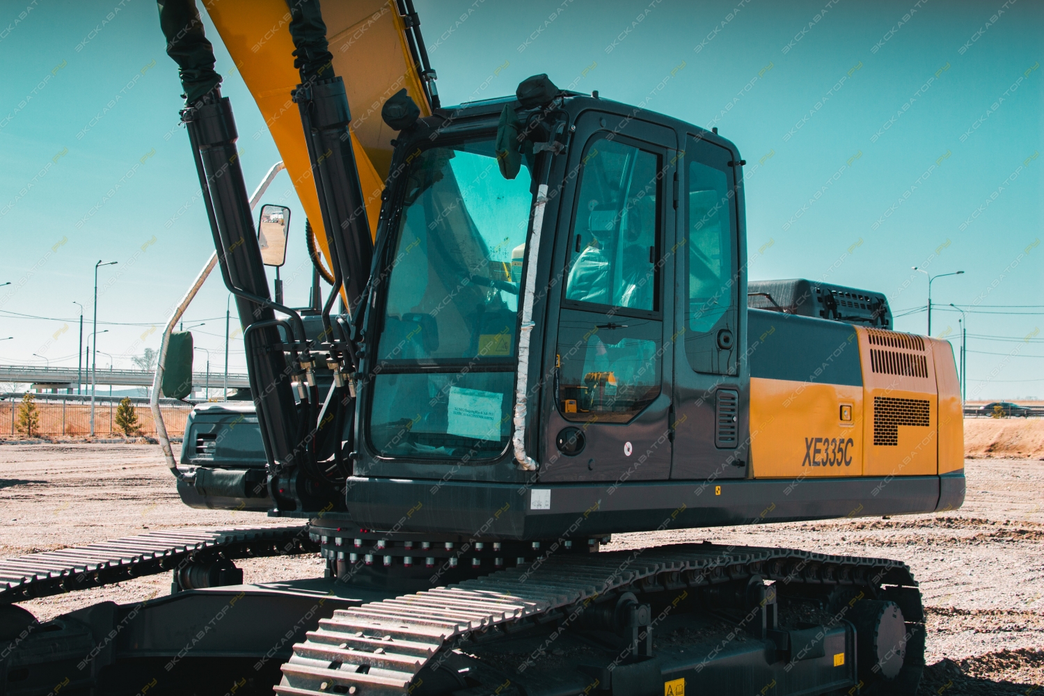 XCMG XE335C [8]