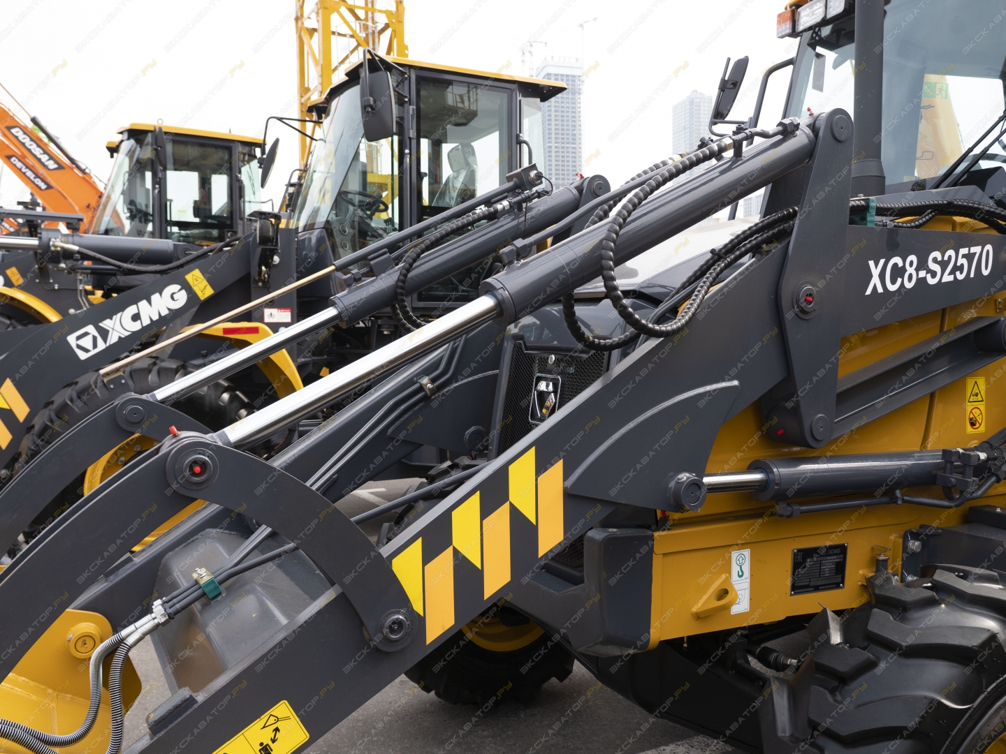 XCMG XC8-S2570 [5]
