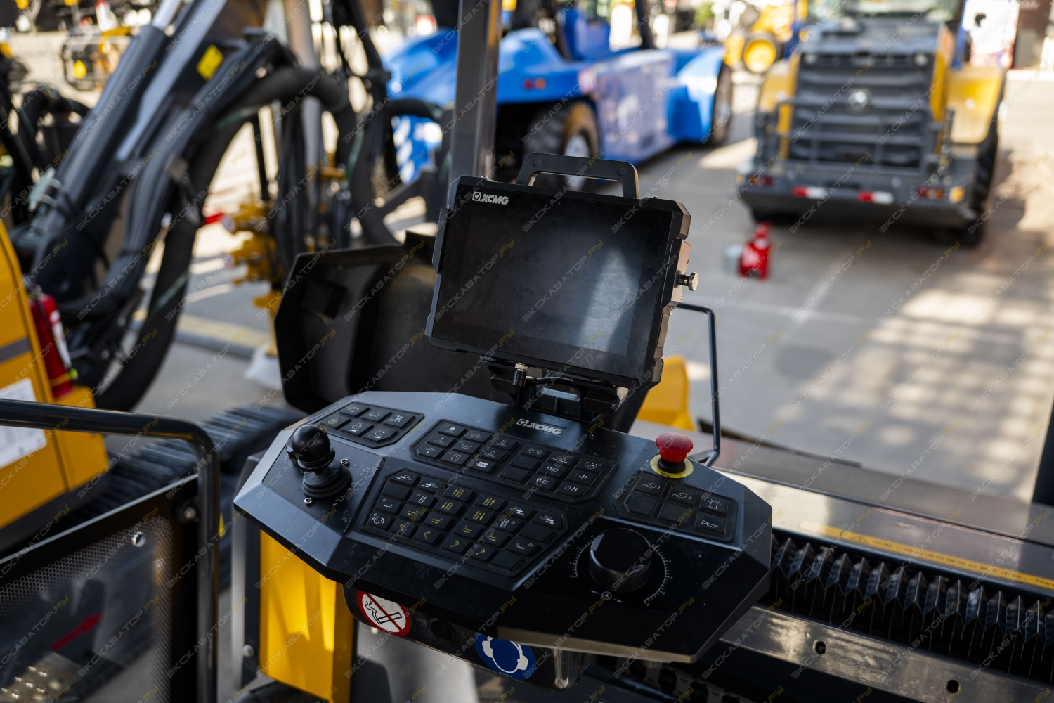 XCMG RP905S [12]