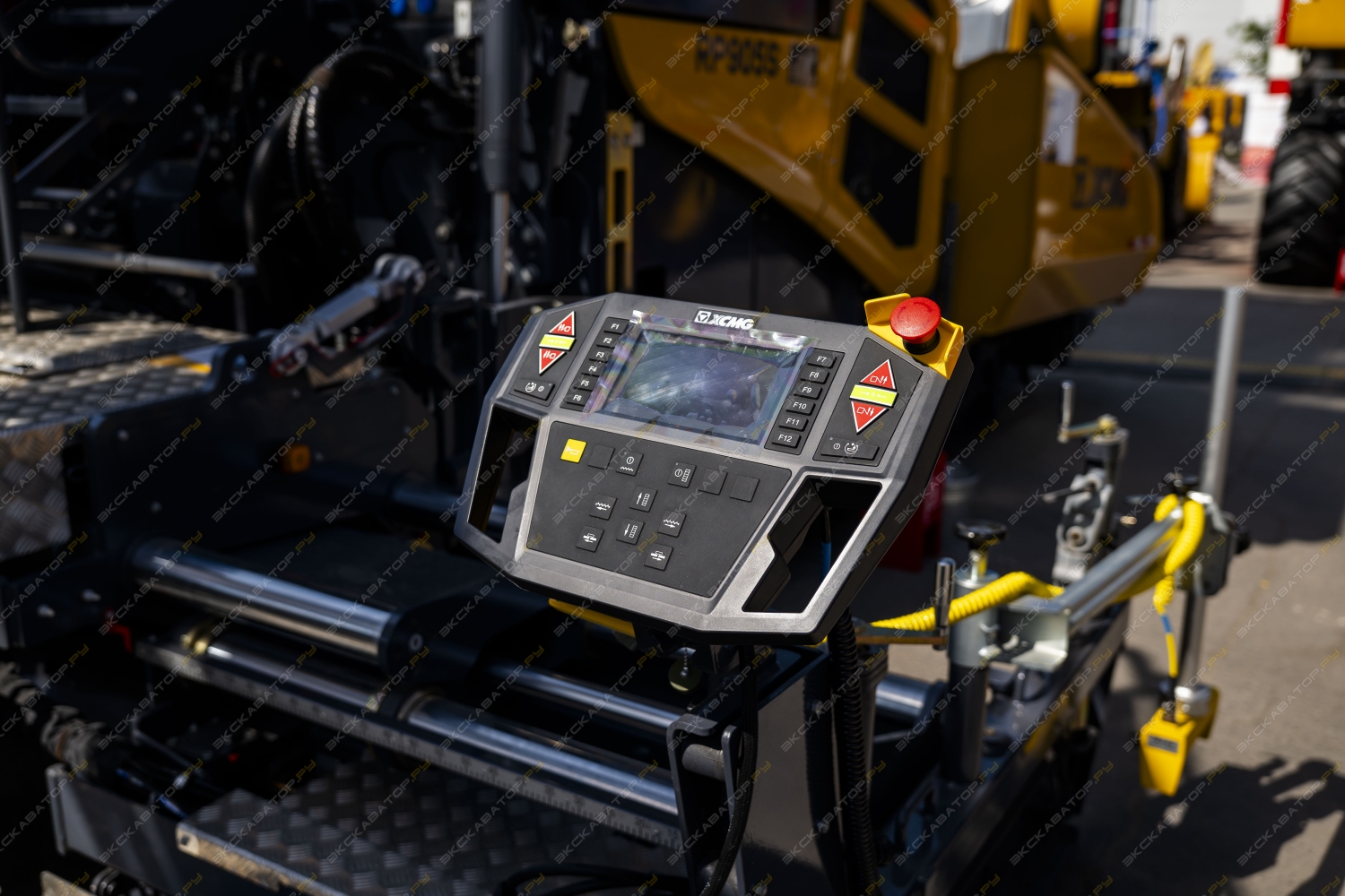 XCMG RP905S [10]