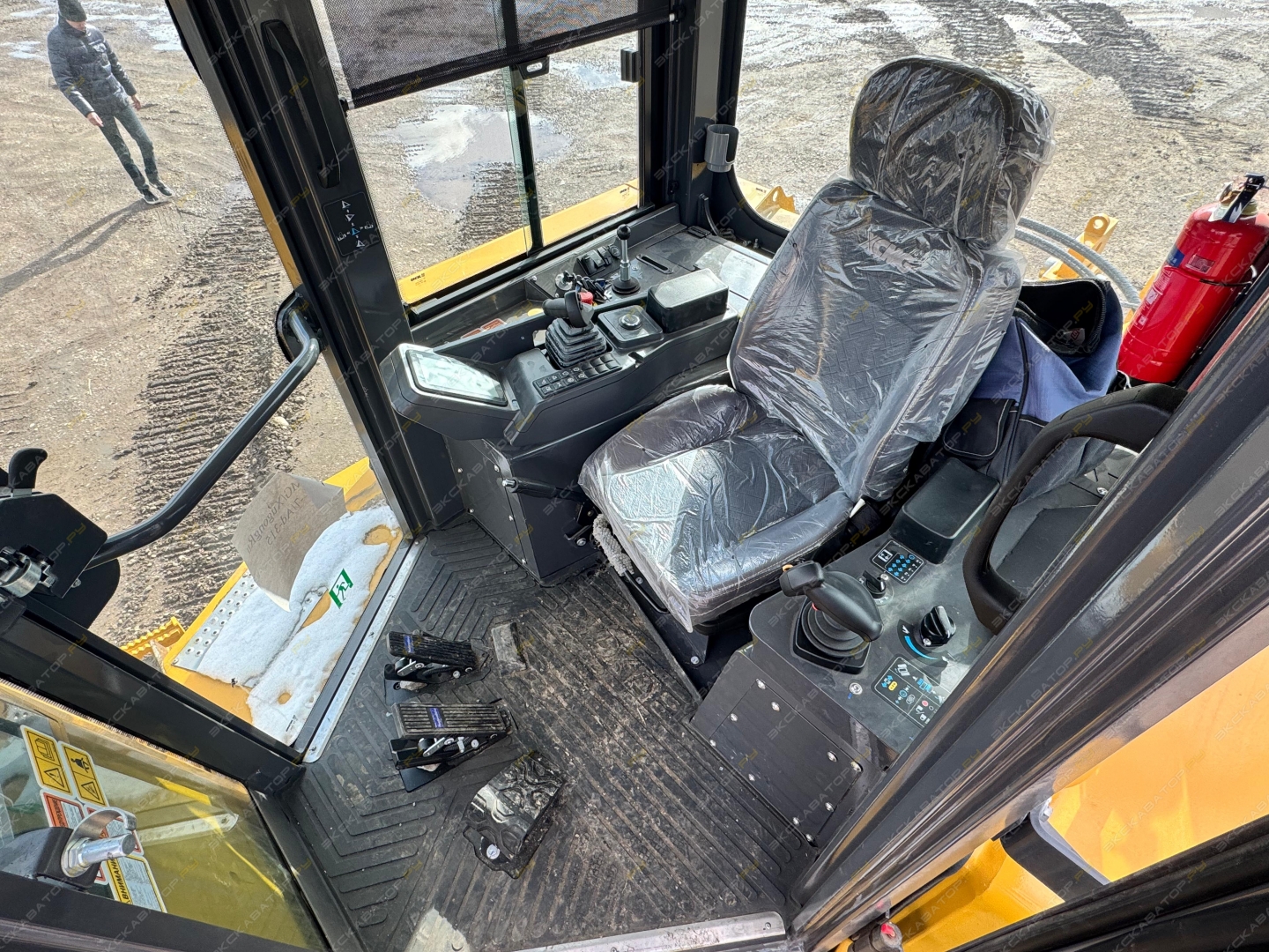 XCMG D260 [8]