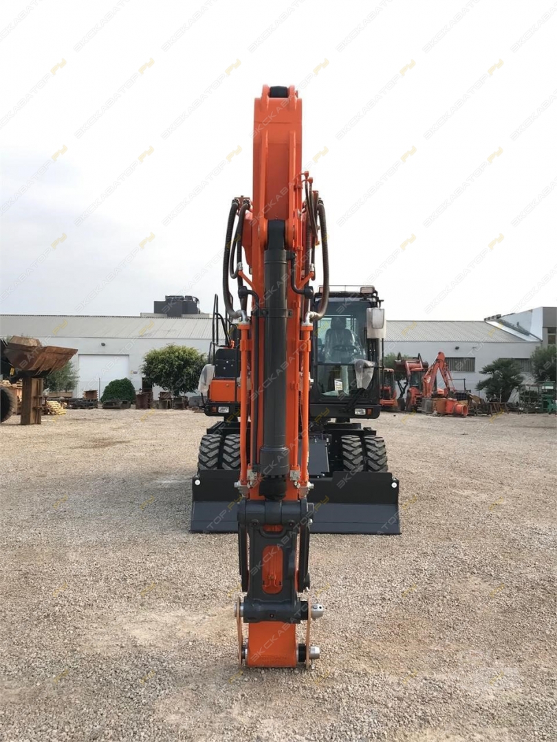 Doosan DX210W [3]