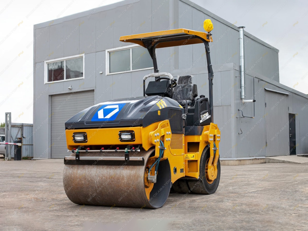 XCMG XMR403VT [1]