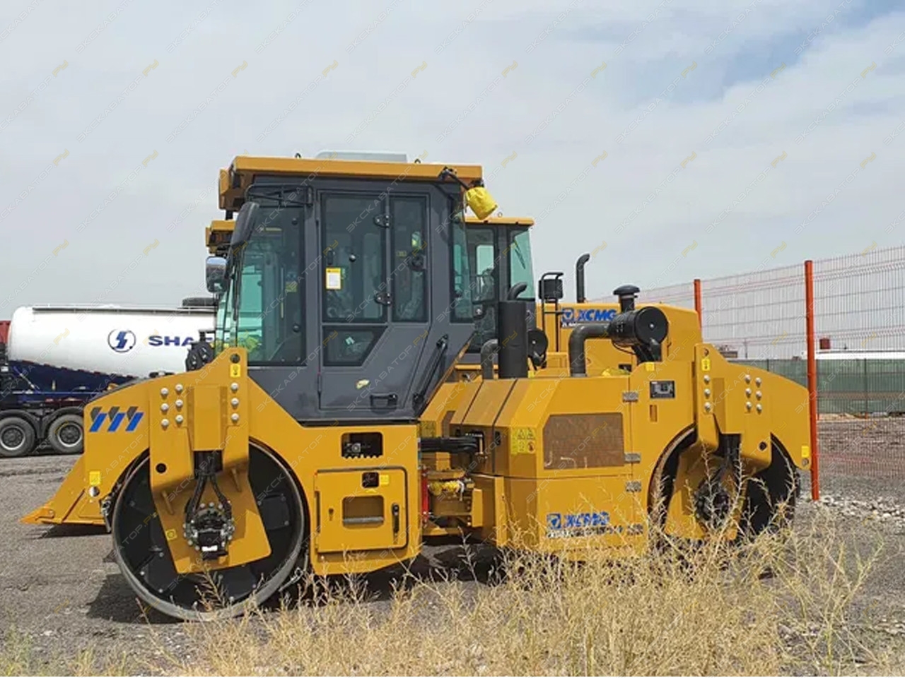 XCMG XD83 [4]