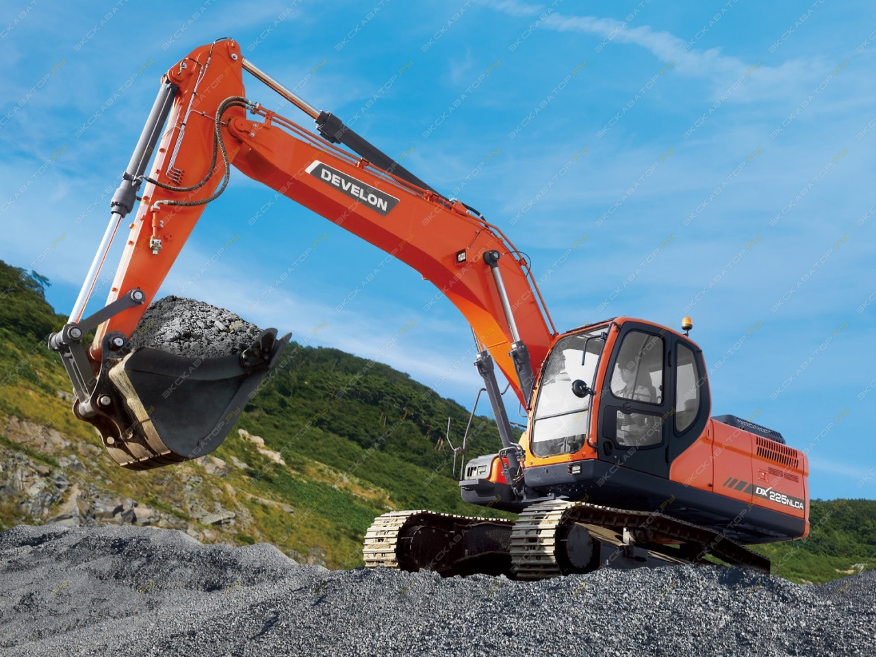 Doosan DX225NLCA [7]