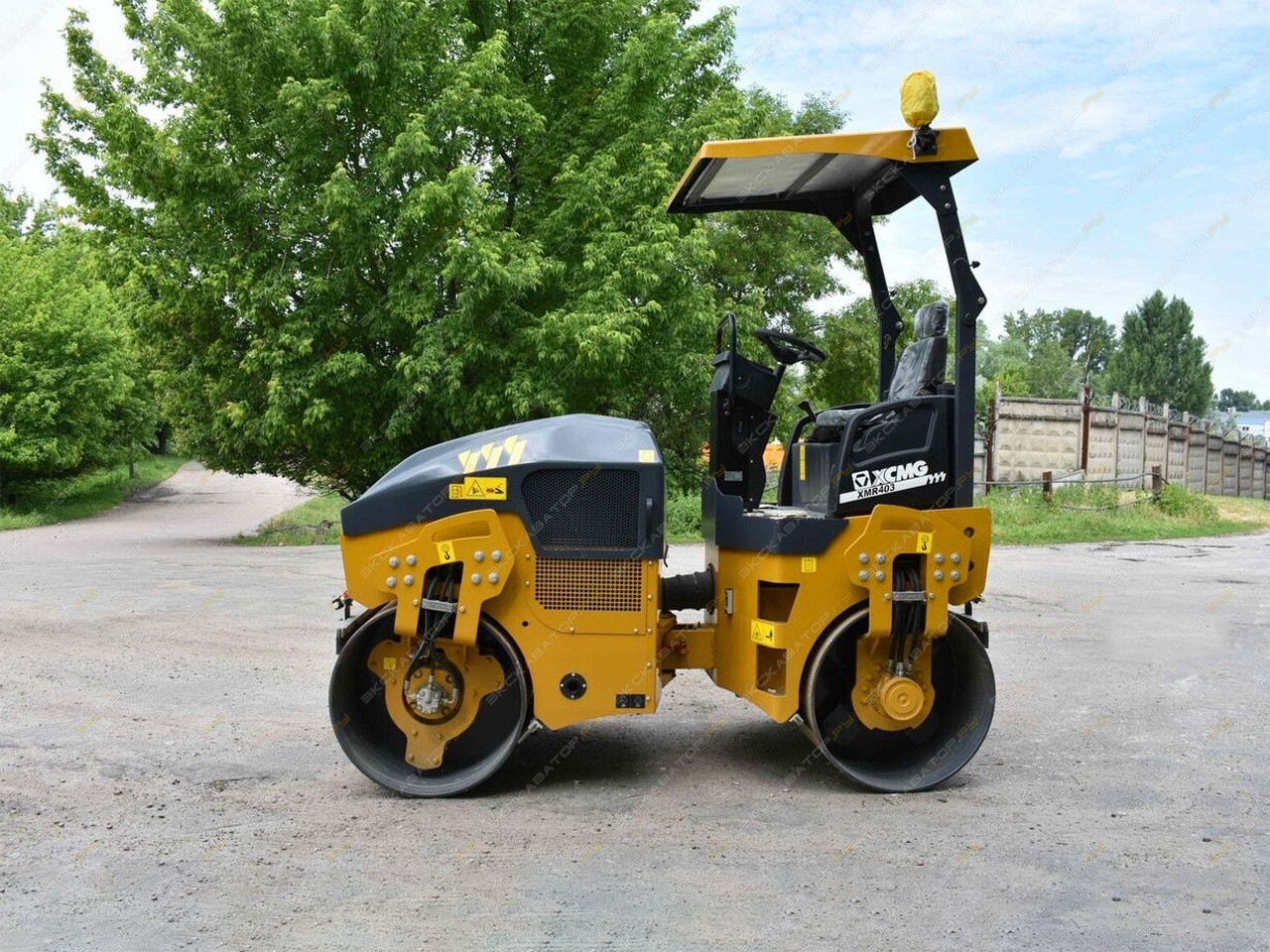 XCMG XMR403 [1]