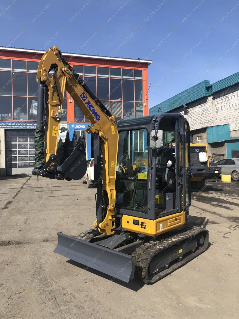 XCMG XE27U [7]