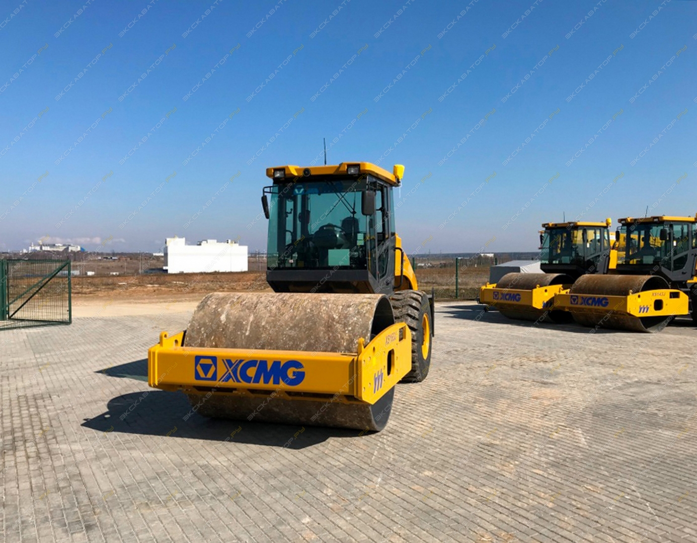XCMG XS163J [7]