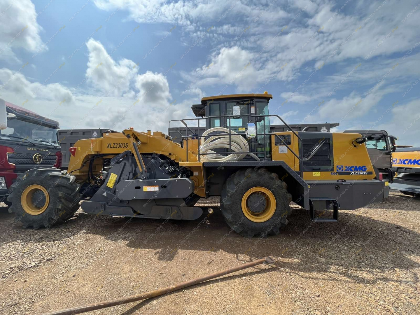 XCMG XLZ2303S [4]