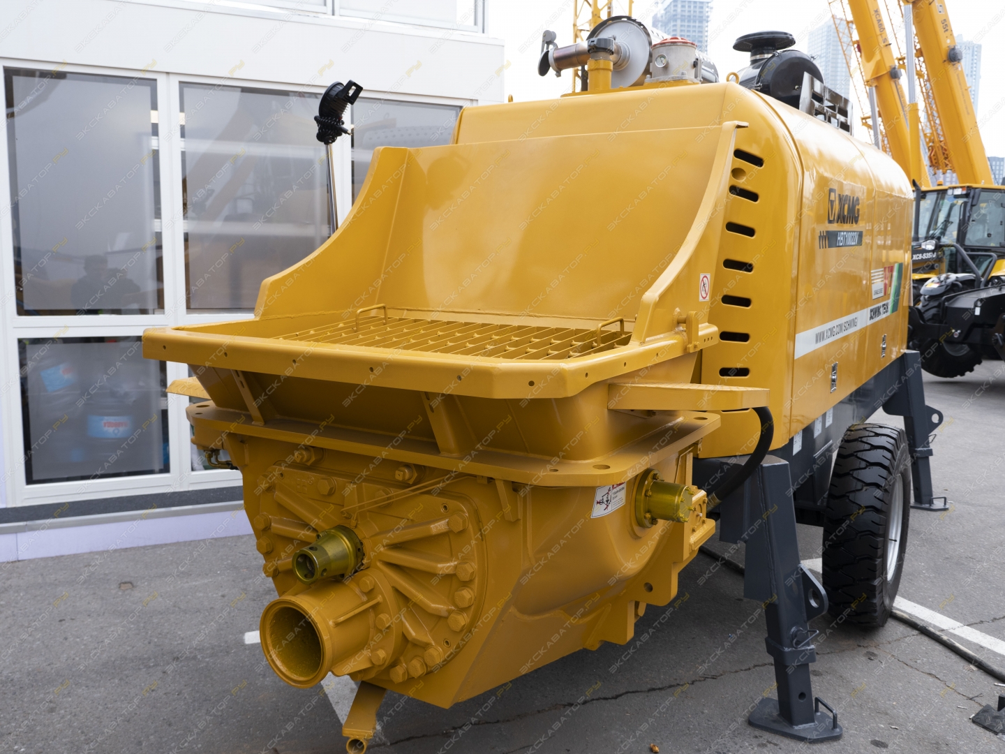 XCMG HBT10022V [2]
