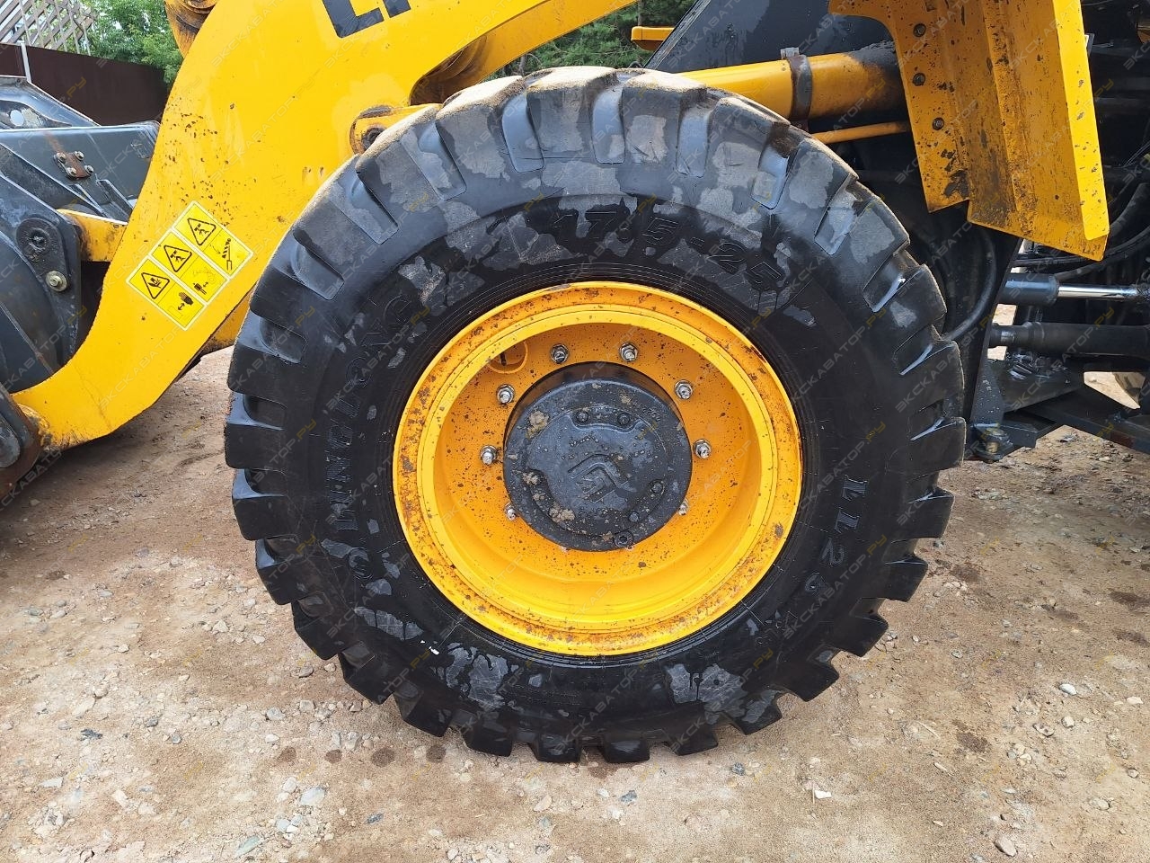 LiuGong 835H [9]