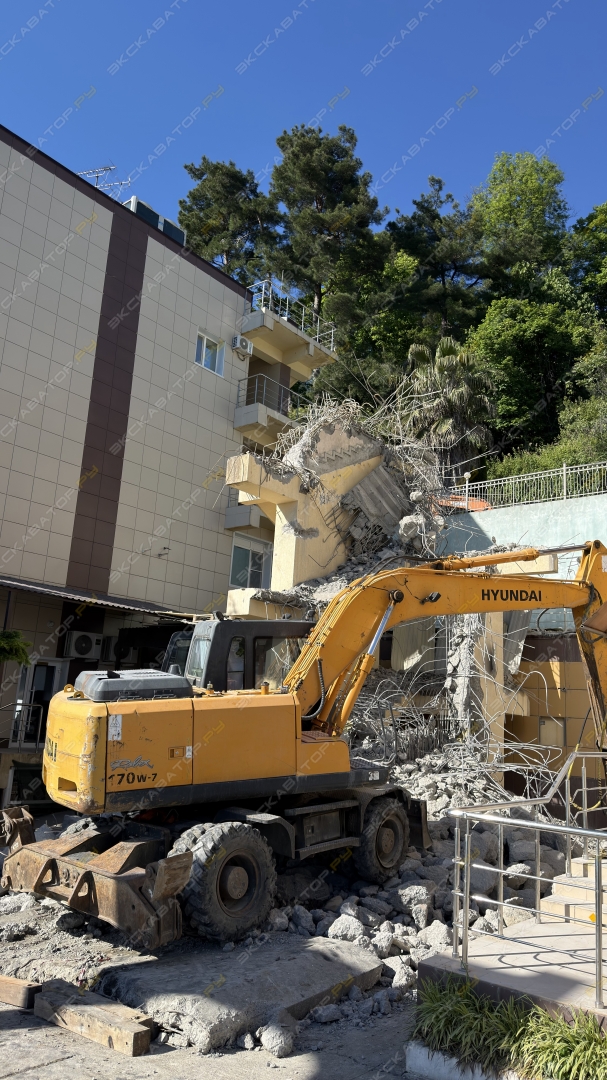 Hyundai R170W-7 [0]