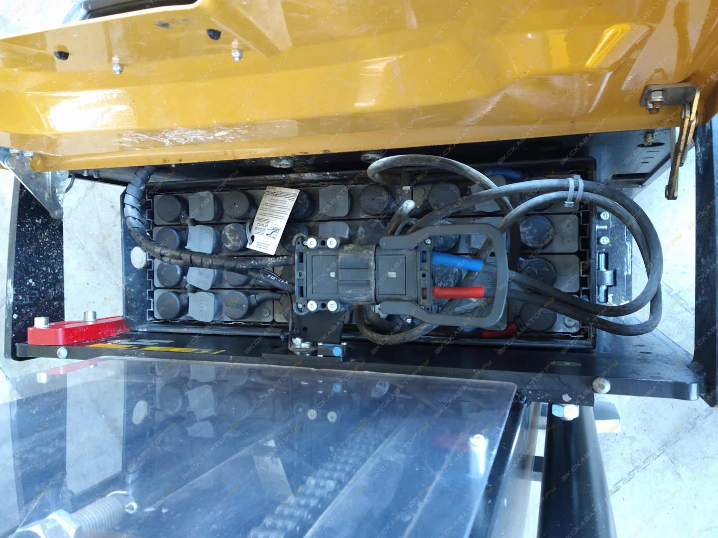Caterpillar NSP16N2R [8]