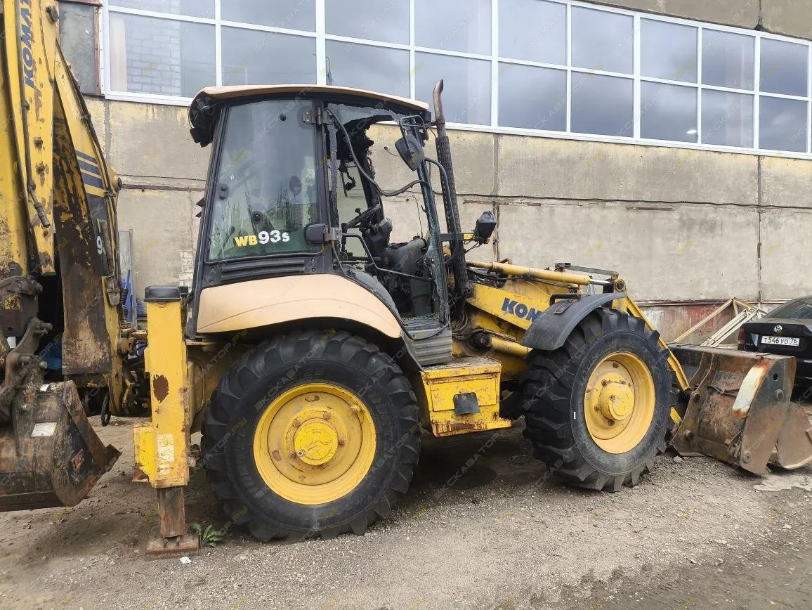 Komatsu WB93S-5 [4]