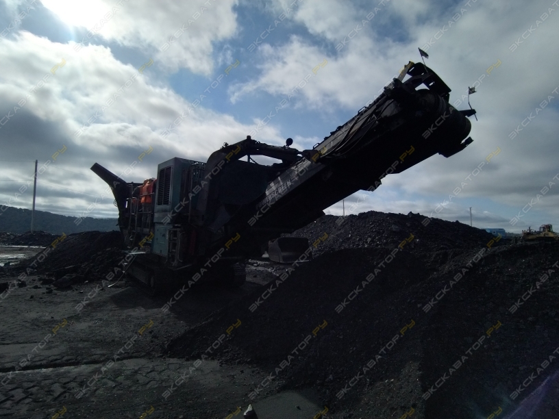 POWERSCREEN TRAKPACTOR 320 [4]