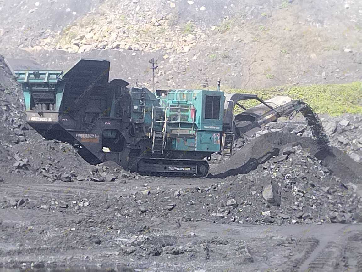 Powerscreen Trakpactor 320 [2]