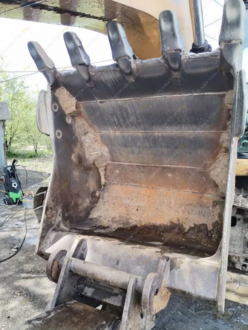 Caterpillar 320D L [11]