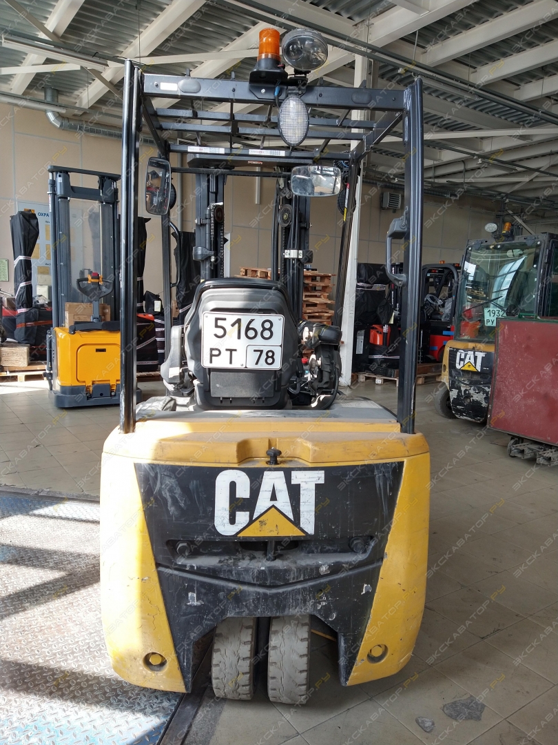 Caterpillar EP16CPNT [2]