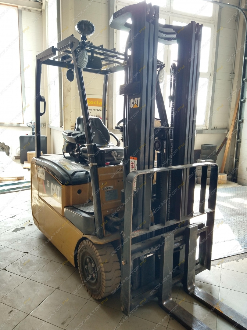 Caterpillar EP16CPNT [3]