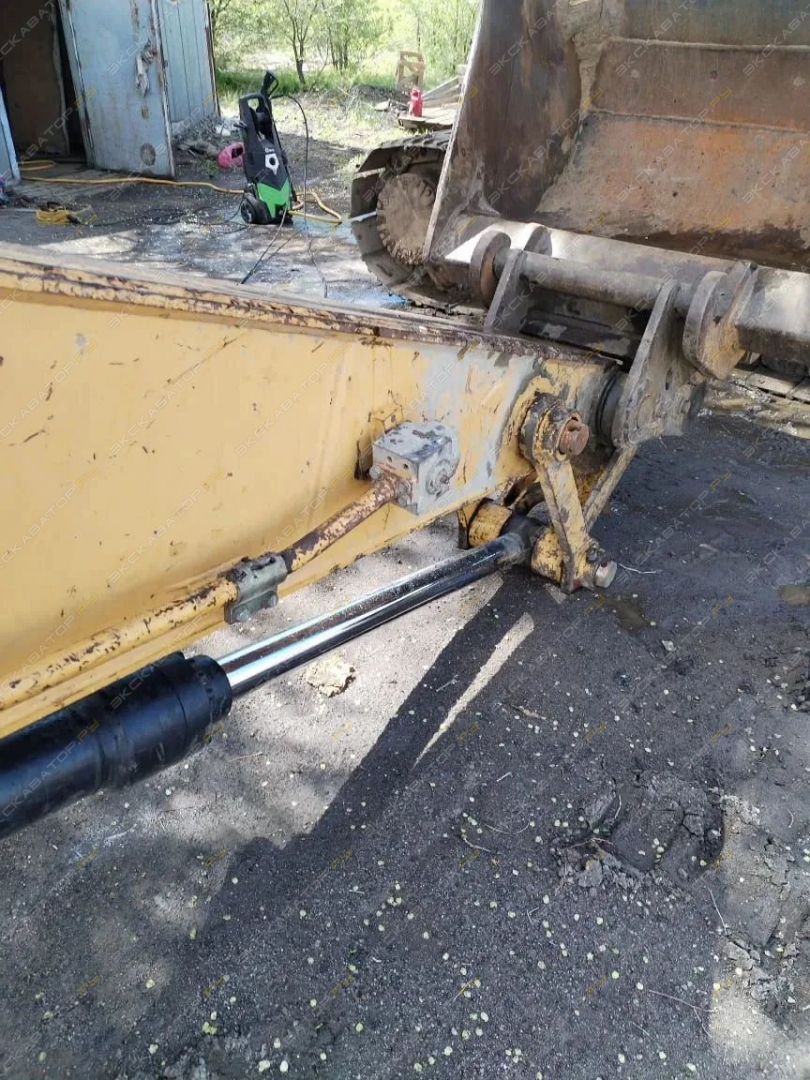 Caterpillar 320D L [4]
