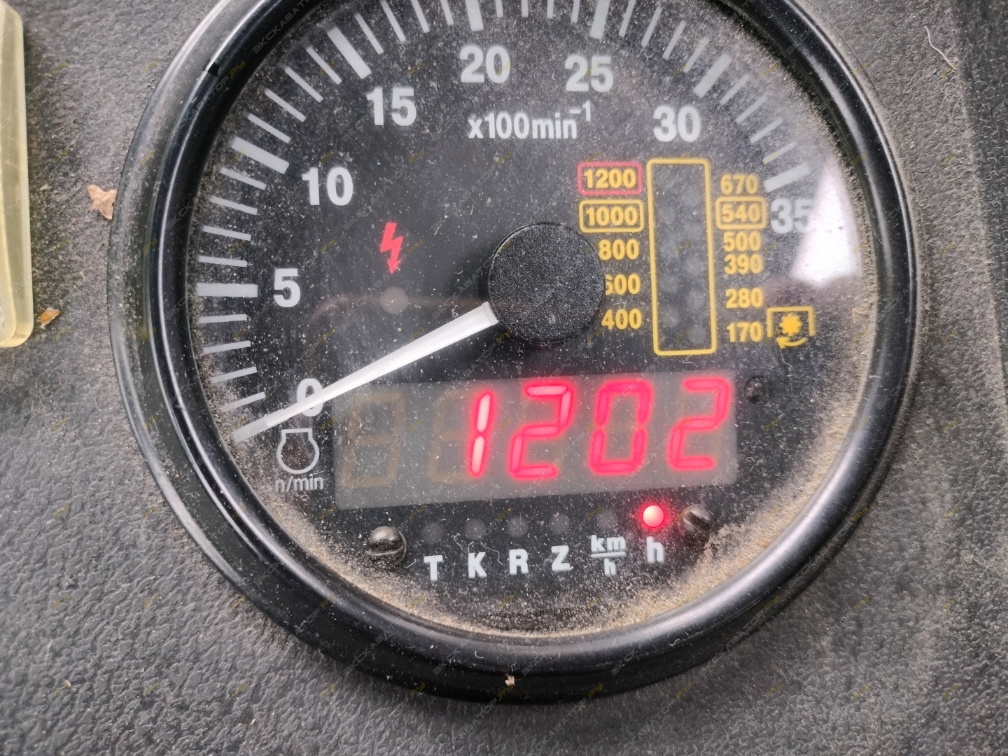 МТЗ беларус 82.1 [10]