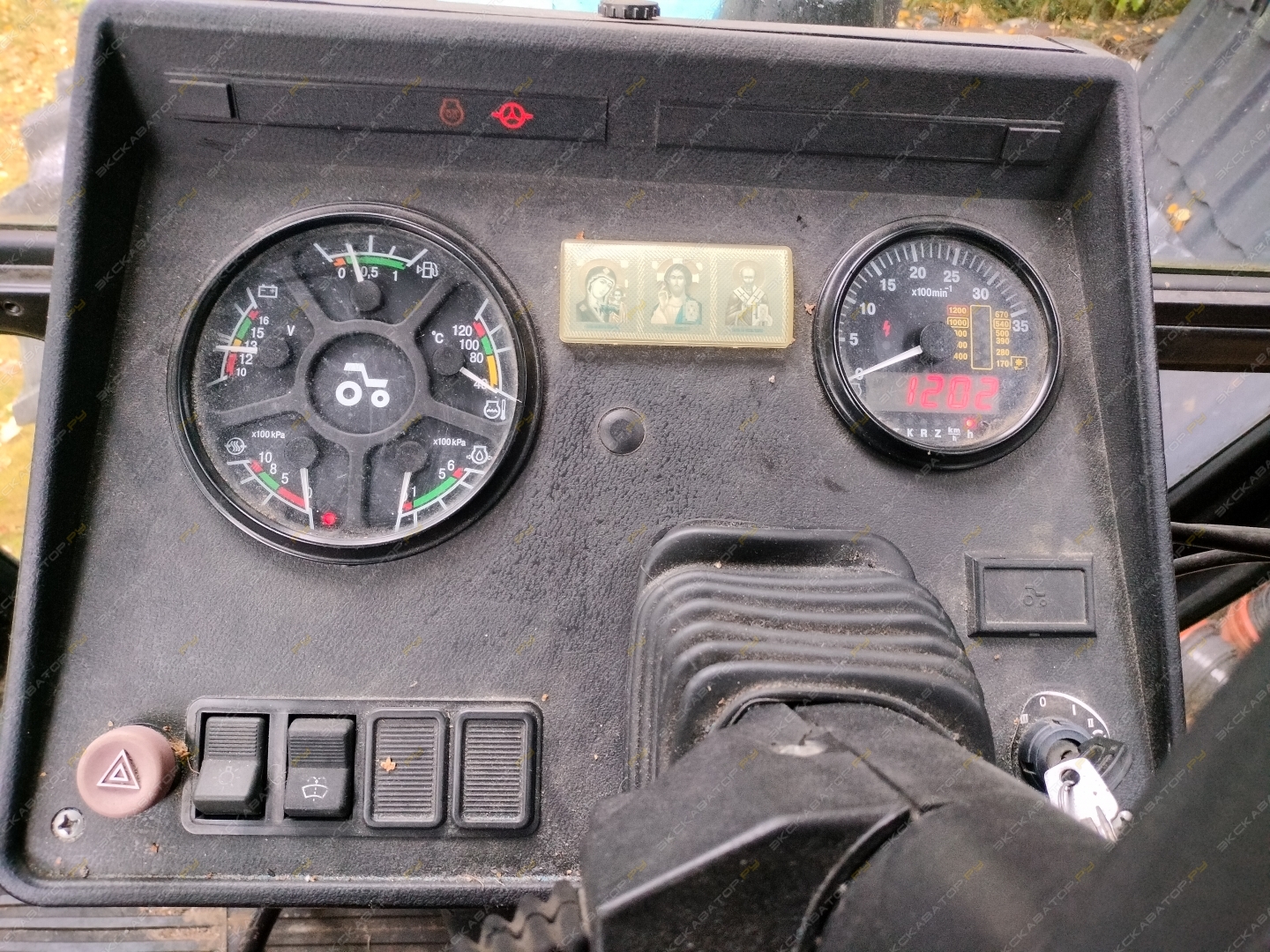 МТЗ беларус 82.1 [14]