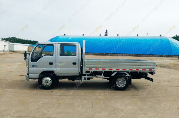 Isuzu Elf [0]