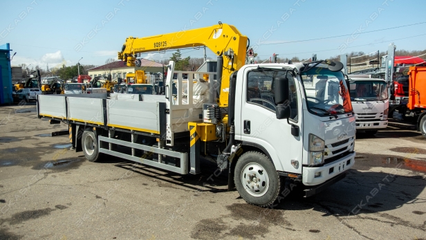 Isuzu Elf [0]