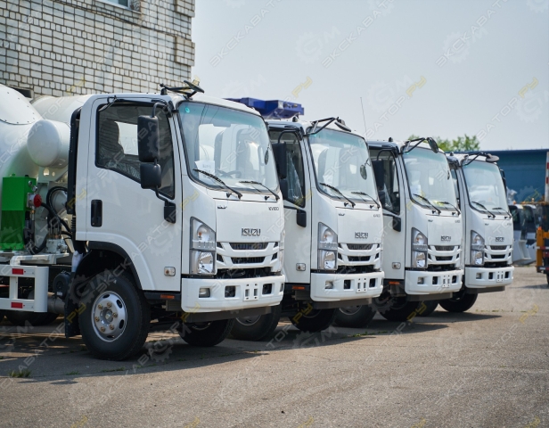 Isuzu Elf [2]