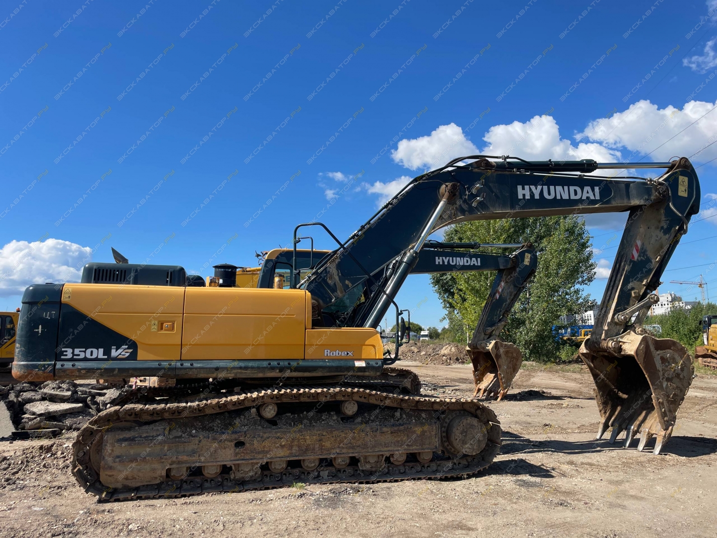 Hyundai R 350LVS [3]