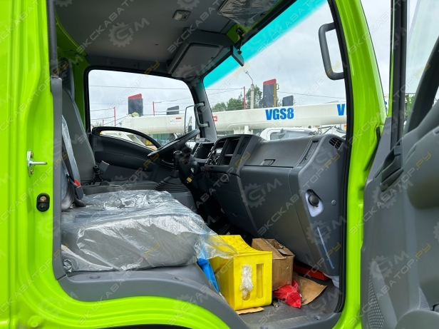 Isuzu P700 [16]