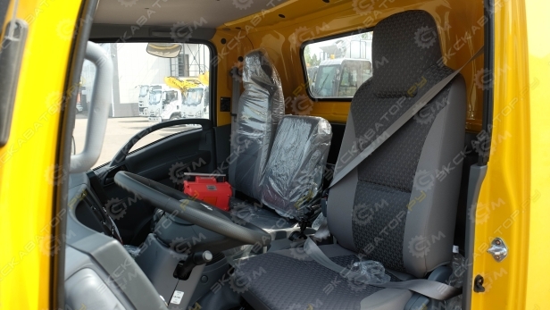 Isuzu Elf [6]