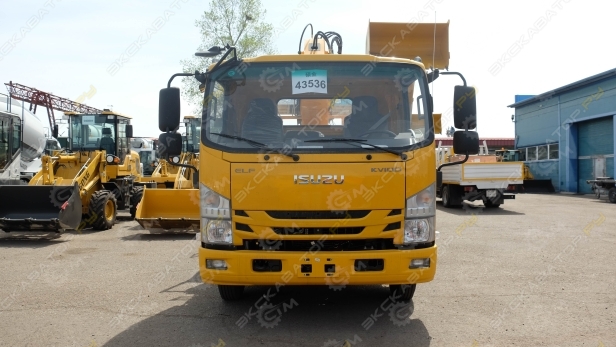 Isuzu Elf [1]