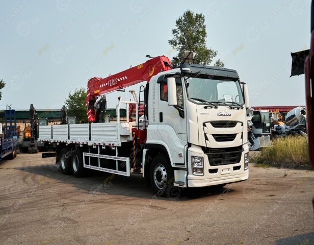 Isuzu Giga [15]