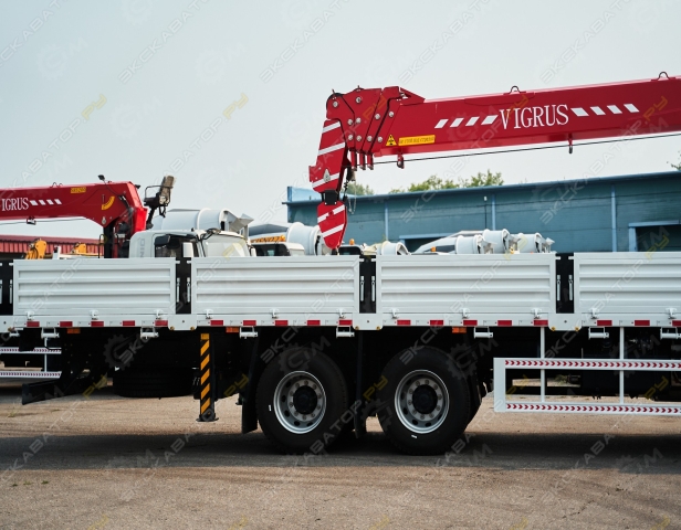 Isuzu Giga [14]