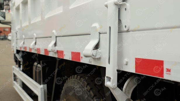 Isuzu Elf [6]