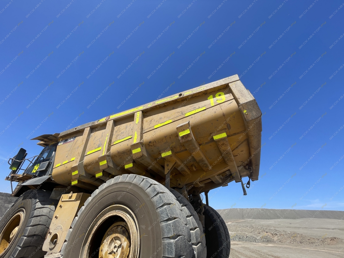 Caterpillar 785C [11]